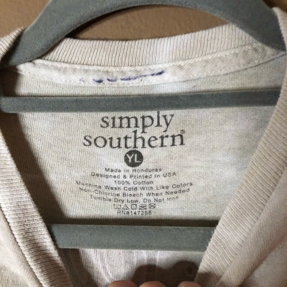 Simply Southern Shirt Dog YOU CAN'T FLY‎ WITH US Halloween WITCH Youth Large - Picture 5 of 5